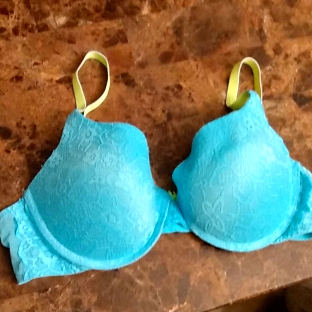 Light blue lace bra. Very comfortable.